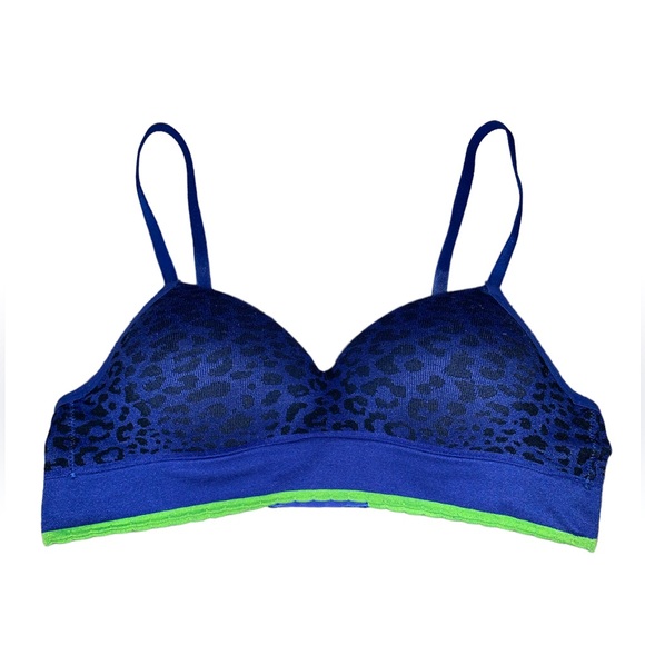 Bras - Picture 5 of 7